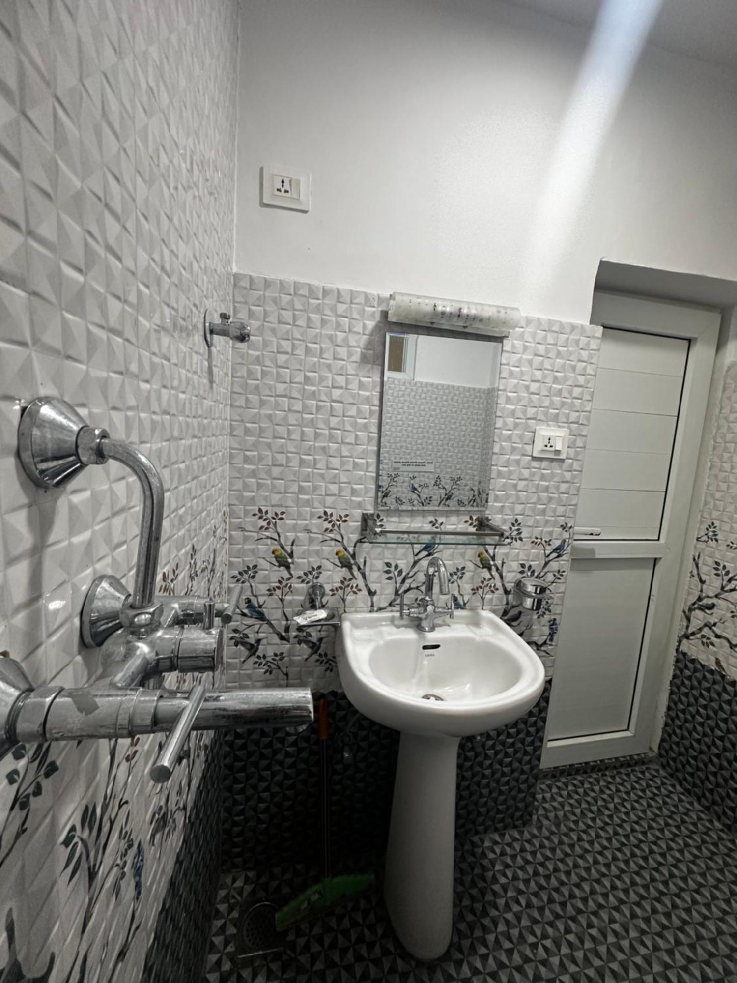 קטמנדו Norbu Hotel מראה חיצוני תמונה